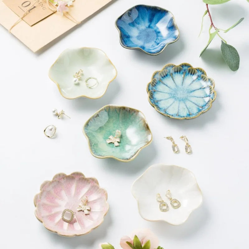 Lotus Jewelry Mini Tray Ceramic Ring Necklace Dish Key Bowl Cute Ring Trinket Holder Girl Bedroom Organize Home Decoration